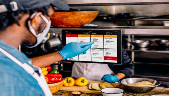 5 CÔNG NGHỆ CÓ THỂ ỨNG DỤNG NGAY VÀO BẾP NHÀ HÀNG GIÚP TĂNG HIỆU SUẤT HOẠT ĐỘNG