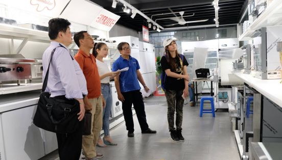 3 lý do khác biệt thuyết phục khách hàng mua sắm tại Showroom & Demo Kitchen Toàn Phát