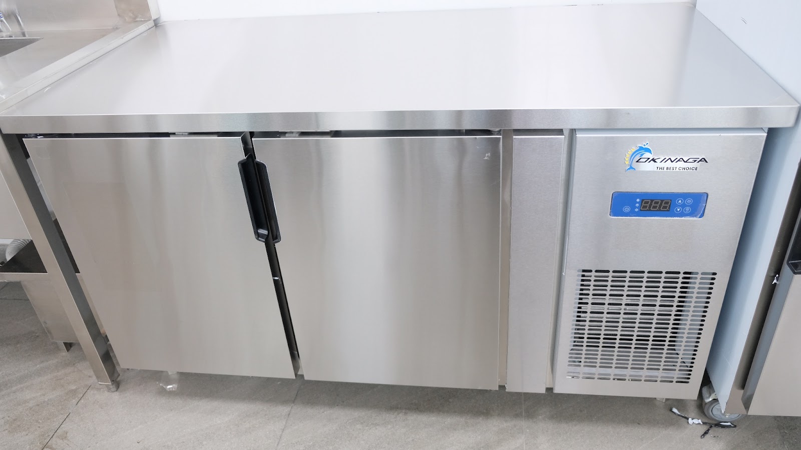 BÀN MÁT CÔNG NGHIỆP CÁNH INOX OKINAGA 1M8 LINE 750 3 NJay FFlx9n3irBW