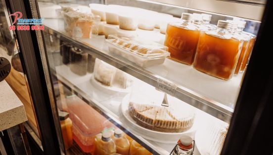 CÁCH CHỌN MUA TỦ TRƯNG BÀY BÁNH KEM HIỆU QUẢ