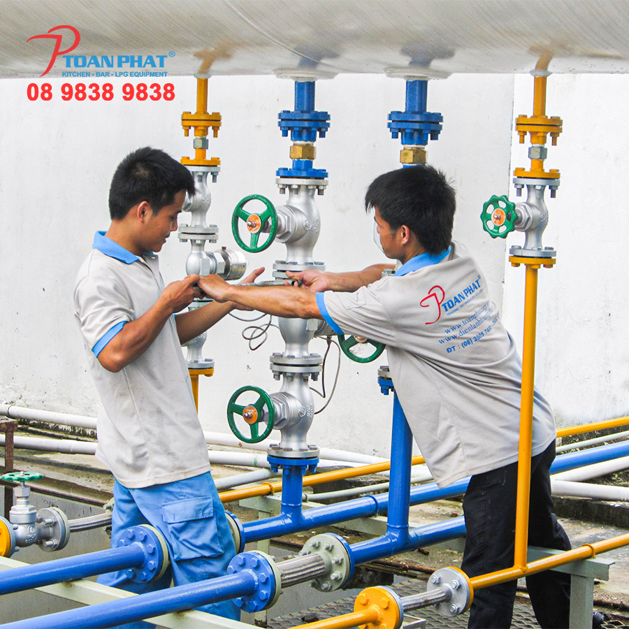 Khu vực hệ thống gas trung tâm nhà hàng do Toàn Phát thực hiện - TOÀN PHÁT THI CÔNG HỆ THỐNG GAS - BỒN GAS CHO NHÀ HÀNG KHÁCH SẠN