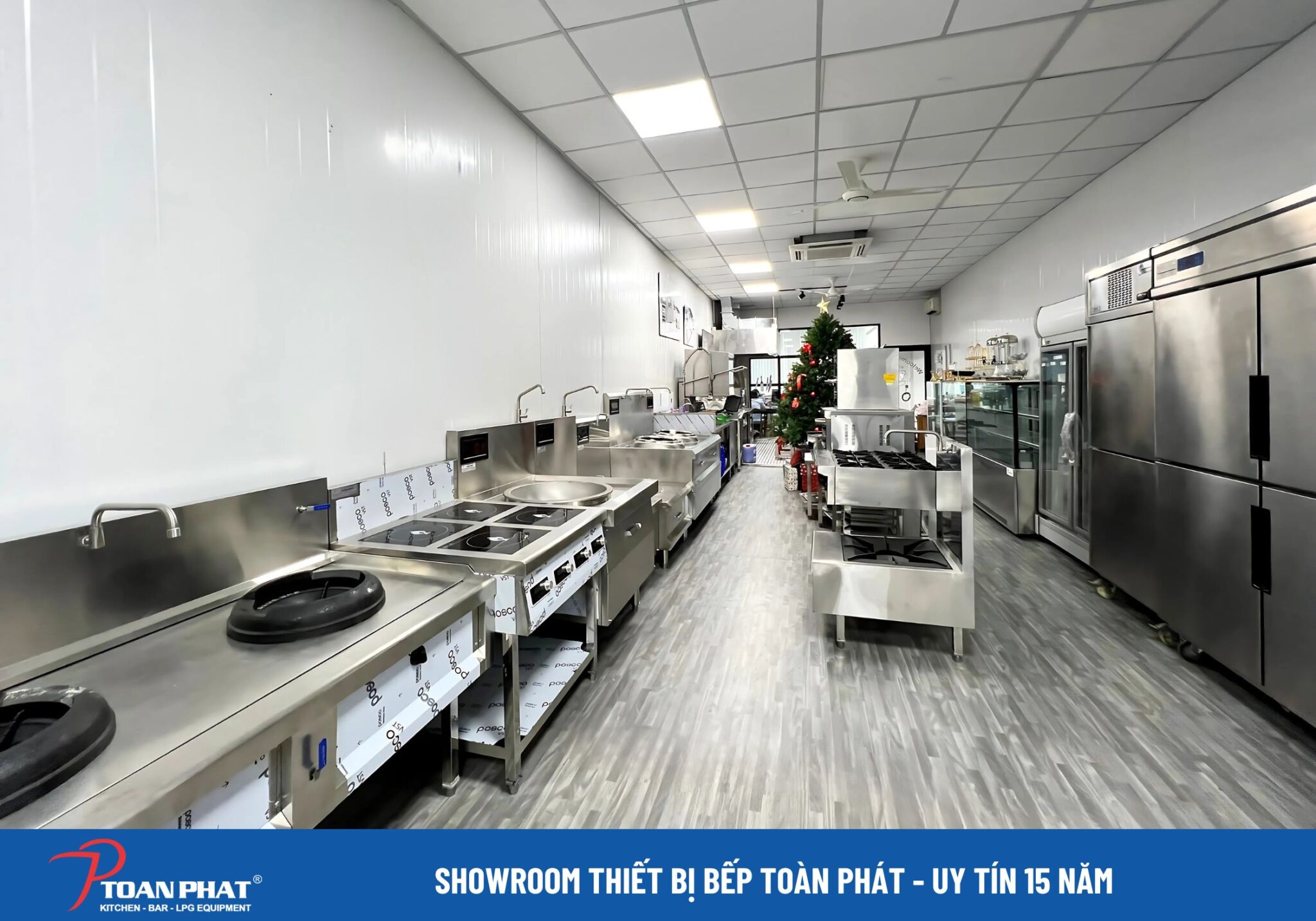 XU HƯỚNG KINH DOANH NHÀ HÀNG ẨM THỰC 1 showroom thiết bị bếp toàn phát - uy tín 15 năm