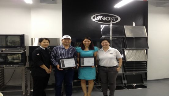 THĂM VĂN PHÒNG UNOX & TRAINING SẢN PHẨM