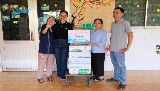 TOÀN PHÁT ĐẾN THĂM TRUNG TÂM CỨU TRỢ TRẺ EM KHUYẾT TẬT THIÊN PHƯỚC