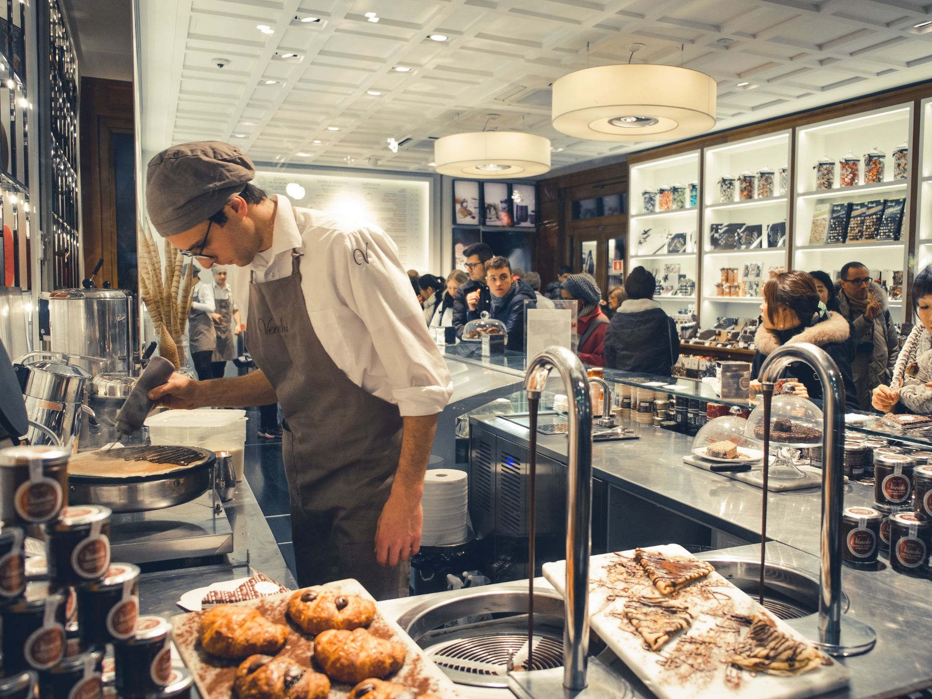 3 lỗi phổ biến khi thiết kế khu sản xuất bánh chủ tiệm cần biết